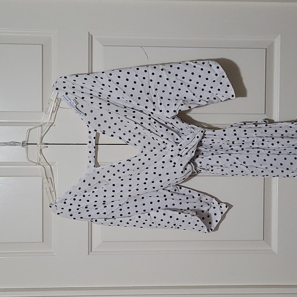 Kimono sleeve wrap top NWOT - Picture 2 of 5